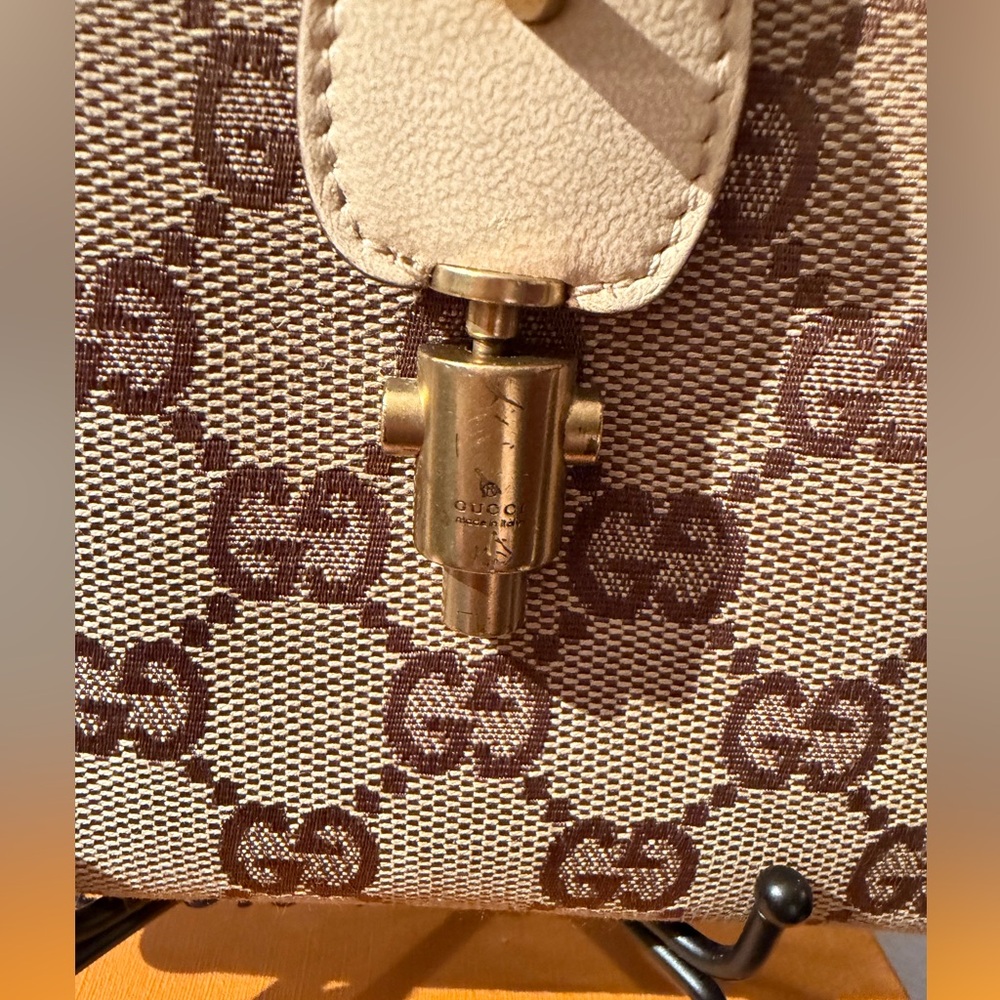 ⭐️⭐️vintage Gucci GG Canvas Compact Wallet - Picture 4 of 15